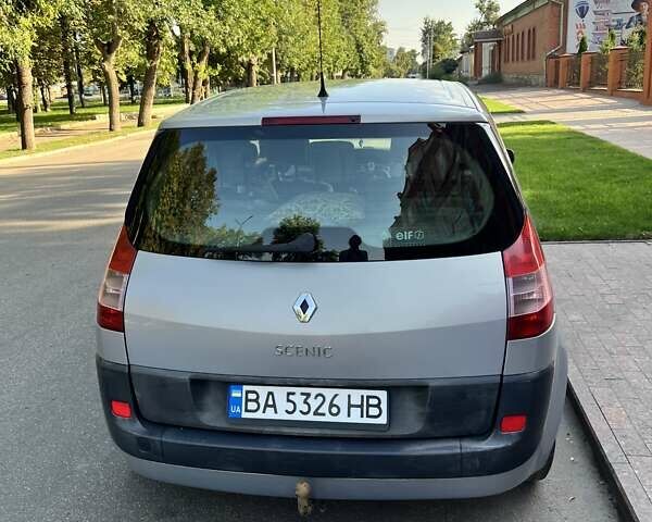 Серый Рено Сценик, объемом двигателя 1.6 л и пробегом 280 тыс. км за 5700 $, фото 2 на Automoto.ua