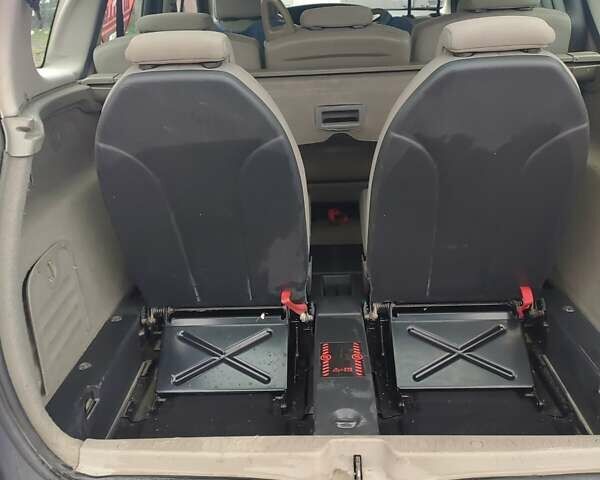 Серый Рено Сценик, объемом двигателя 2 л и пробегом 308 тыс. км за 3500 $, фото 7 на Automoto.ua