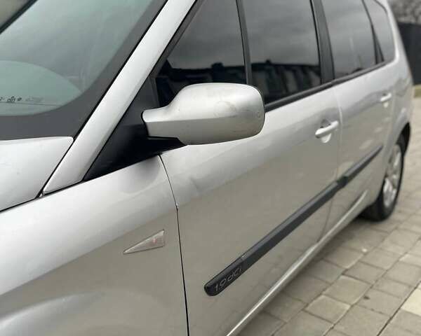 Сірий Рено Сценік, об'ємом двигуна 1.87 л та пробігом 190 тис. км за 3999 $, фото 44 на Automoto.ua