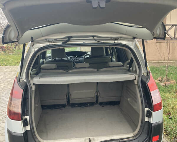 Сірий Рено Сценік, об'ємом двигуна 1.87 л та пробігом 227 тис. км за 4300 $, фото 12 на Automoto.ua