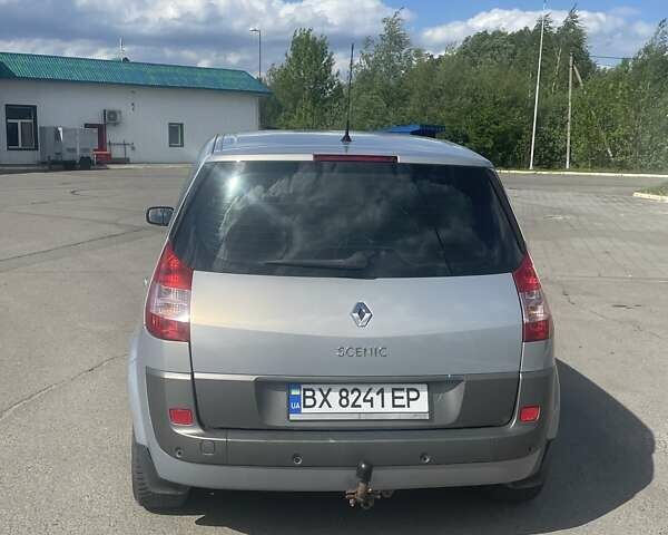 Серый Рено Сценик, объемом двигателя 2 л и пробегом 171 тыс. км за 3700 $, фото 3 на Automoto.ua