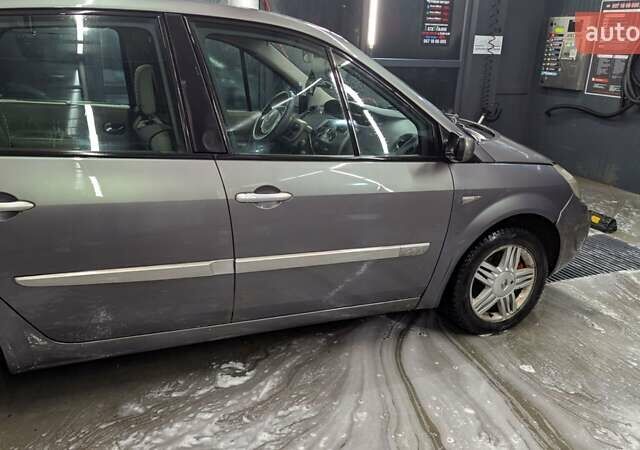 Серый Рено Сценик, объемом двигателя 1.87 л и пробегом 350 тыс. км за 3000 $, фото 11 на Automoto.ua