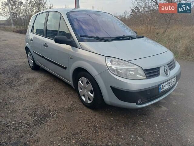 Серый Рено Сценик, объемом двигателя 1.6 л и пробегом 254 тыс. км за 4000 $, фото 1 на Automoto.ua