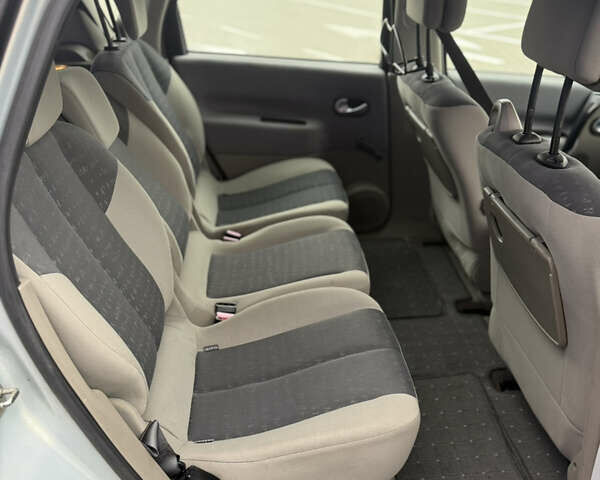 Сірий Рено Сценік, об'ємом двигуна 1.6 л та пробігом 203 тис. км за 4300 $, фото 10 на Automoto.ua