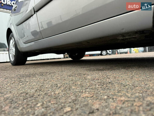 Сірий Рено Сценік, об'ємом двигуна 1.6 л та пробігом 118 тис. км за 6300 $, фото 28 на Automoto.ua
