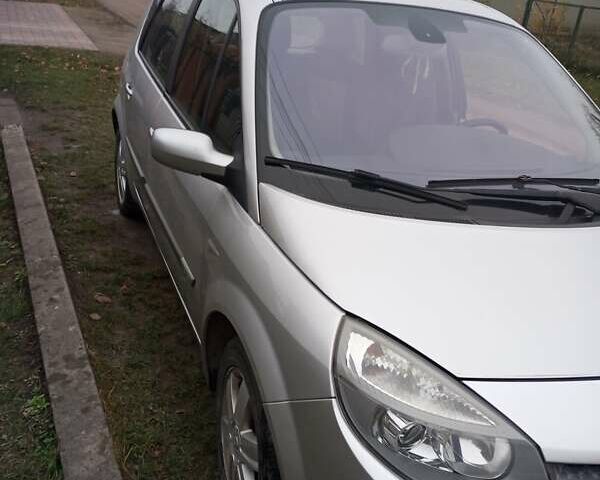 Сірий Рено Сценік, об'ємом двигуна 1.6 л та пробігом 217 тис. км за 3750 $, фото 4 на Automoto.ua