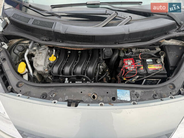 Сірий Рено Сценік, об'ємом двигуна 1.6 л та пробігом 203 тис. км за 4300 $, фото 15 на Automoto.ua