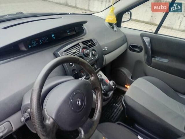 Рено Сценик 2004 в Житомире на Automoto.ua Серый Рено Сценик, объемом двигателя 1.5 л и пробегом 330 тыс. км за 3650 $, фото 7 на Automoto.ua