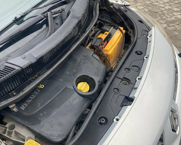 Сірий Рено Сценік, об'ємом двигуна 1.87 л та пробігом 227 тис. км за 4300 $, фото 9 на Automoto.ua