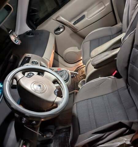 Серый Рено Сценик, объемом двигателя 1.87 л и пробегом 350 тыс. км за 3000 $, фото 14 на Automoto.ua