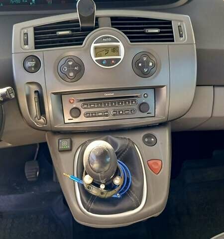 Серый Рено Сценик, объемом двигателя 1.6 л и пробегом 323 тыс. км за 4750 $, фото 18 на Automoto.ua