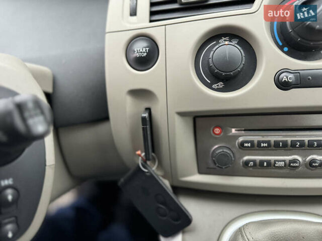 Сірий Рено Сценік, об'ємом двигуна 1.6 л та пробігом 118 тис. км за 6300 $, фото 78 на Automoto.ua