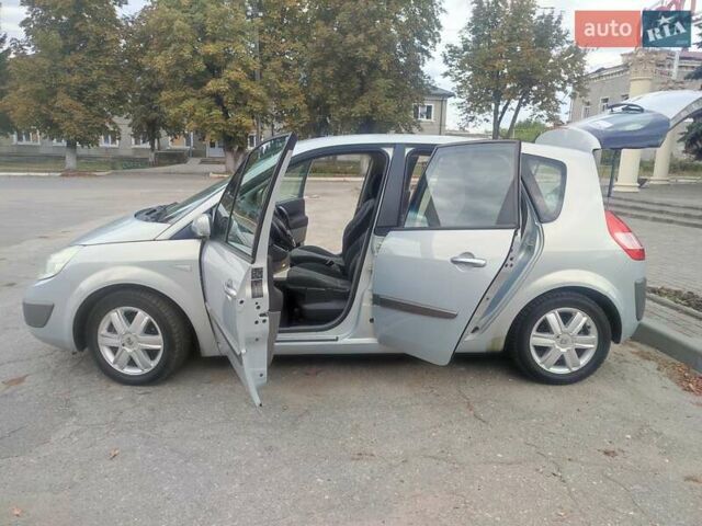 Сірий Рено Сценік, об'ємом двигуна 1.6 л та пробігом 167 тис. км за 5300 $, фото 11 на Automoto.ua