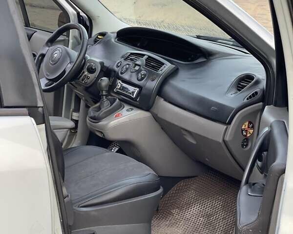 Сірий Рено Сценік, об'ємом двигуна 1.87 л та пробігом 350 тис. км за 2450 $, фото 5 на Automoto.ua