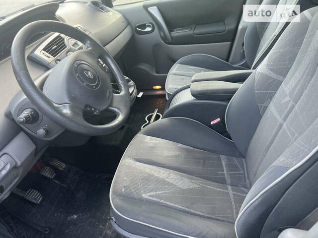 Серый Рено Сценик, объемом двигателя 1.6 л и пробегом 264 тыс. км за 3650 $, фото 13 на Automoto.ua