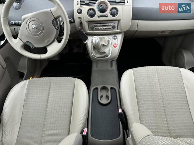Сірий Рено Сценік, об'ємом двигуна 1.6 л та пробігом 118 тис. км за 6300 $, фото 52 на Automoto.ua