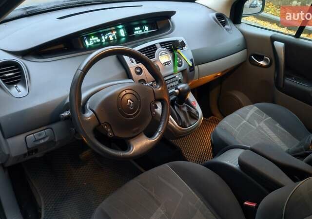Сірий Рено Сценік, об'ємом двигуна 1.6 л та пробігом 207 тис. км за 3000 $, фото 8 на Automoto.ua