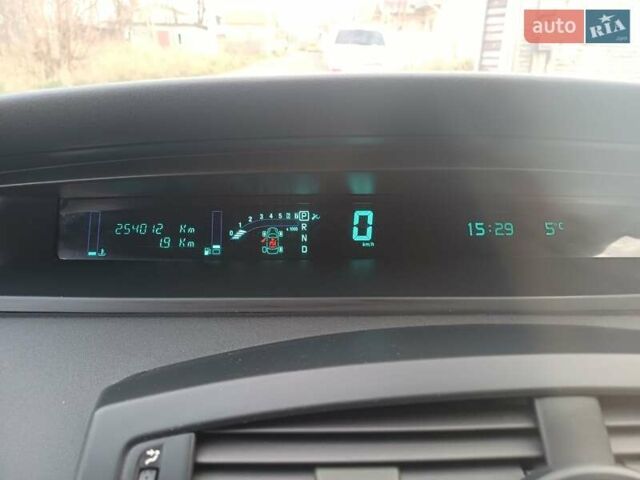 Серый Рено Сценик, объемом двигателя 1.6 л и пробегом 254 тыс. км за 4000 $, фото 13 на Automoto.ua