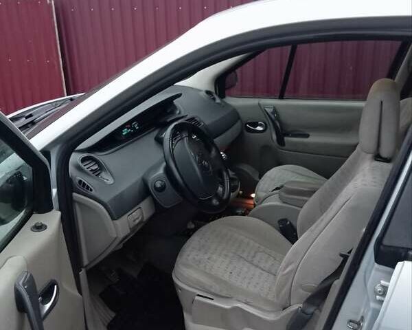 Сірий Рено Сценік, об'ємом двигуна 1.5 л та пробігом 375 тис. км за 3450 $, фото 9 на Automoto.ua