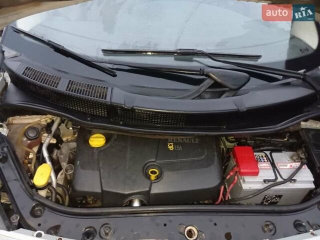 Сірий Рено Сценік, об'ємом двигуна 1.5 л та пробігом 375 тис. км за 3450 $, фото 7 на Automoto.ua