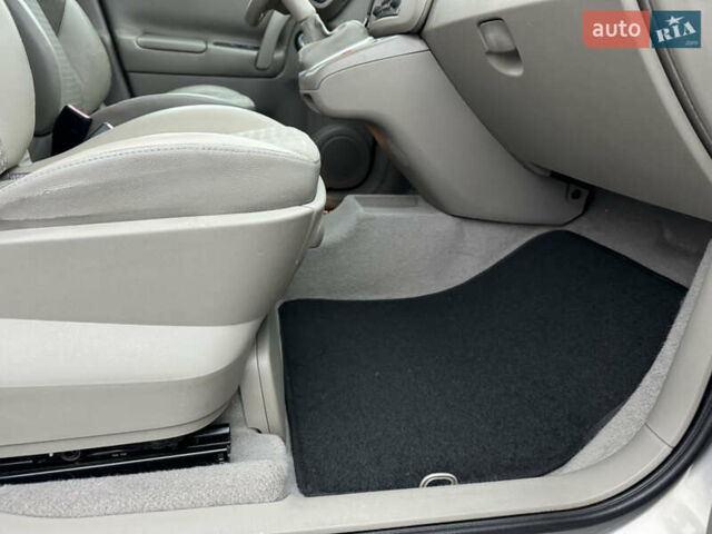 Сірий Рено Сценік, об'ємом двигуна 1.6 л та пробігом 118 тис. км за 6300 $, фото 59 на Automoto.ua