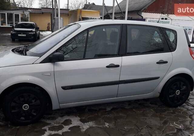 Сірий Рено Сценік, об'ємом двигуна 1.5 л та пробігом 250 тис. км за 4100 $, фото 11 на Automoto.ua