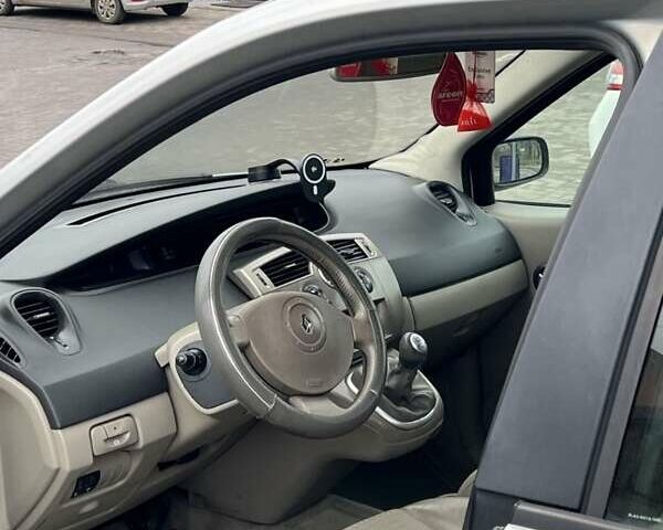 Сірий Рено Сценік, об'ємом двигуна 1.9 л та пробігом 200 тис. км за 2100 $, фото 6 на Automoto.ua