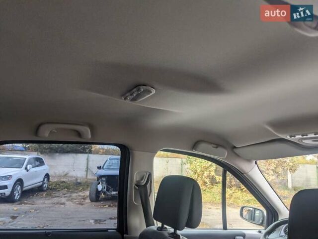 Серый Рено Сценик, объемом двигателя 1.6 л и пробегом 223 тыс. км за 5200 $, фото 9 на Automoto.ua