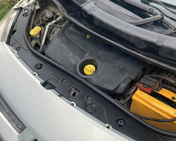 Сірий Рено Сценік, об'ємом двигуна 1.87 л та пробігом 227 тис. км за 4300 $, фото 8 на Automoto.ua