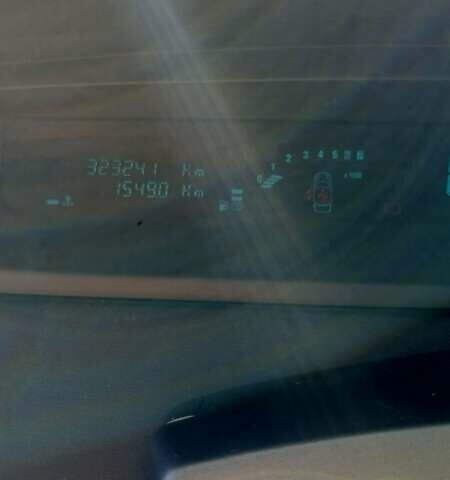 Серый Рено Сценик, объемом двигателя 1.6 л и пробегом 323 тыс. км за 4750 $, фото 15 на Automoto.ua