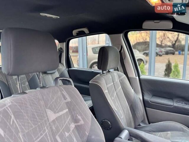 Сірий Рено Сценік, об'ємом двигуна 1.6 л та пробігом 263 тис. км за 3999 $, фото 23 на Automoto.ua