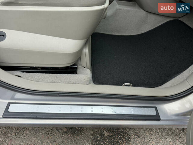 Сірий Рено Сценік, об'ємом двигуна 1.6 л та пробігом 118 тис. км за 6300 $, фото 58 на Automoto.ua