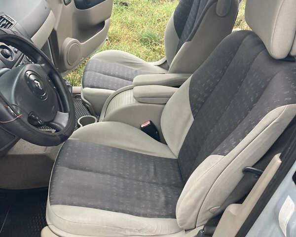 Сірий Рено Сценік, об'ємом двигуна 1.87 л та пробігом 227 тис. км за 4300 $, фото 18 на Automoto.ua