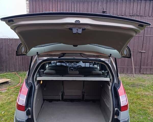 Серый Рено Сценик, объемом двигателя 1.6 л и пробегом 174 тыс. км за 5100 $, фото 10 на Automoto.ua