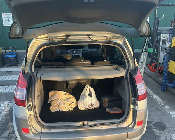 Сірий Рено Сценік, об'ємом двигуна 1.5 л та пробігом 265 тис. км за 2800 $, фото 12 на Automoto.ua