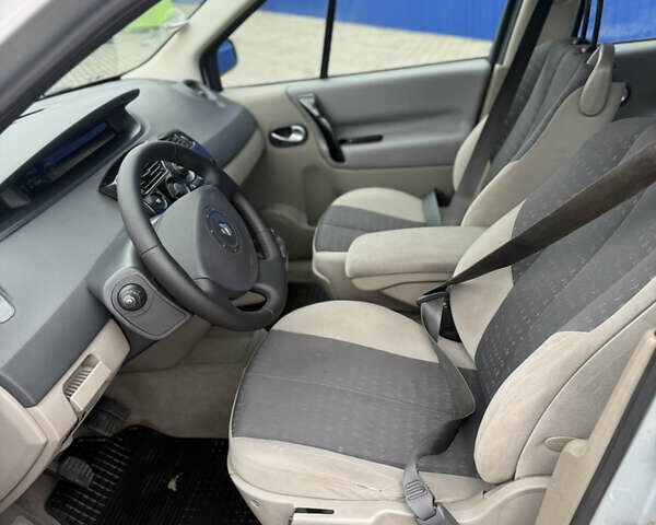 Сірий Рено Сценік, об'ємом двигуна 1.6 л та пробігом 203 тис. км за 4300 $, фото 12 на Automoto.ua