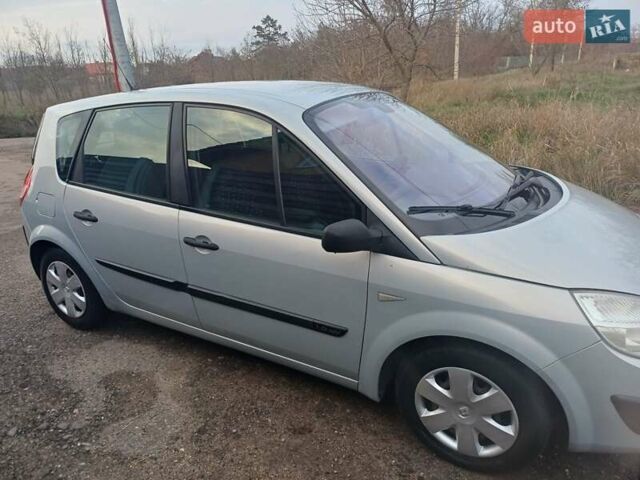 Серый Рено Сценик, объемом двигателя 1.6 л и пробегом 254 тыс. км за 4000 $, фото 2 на Automoto.ua