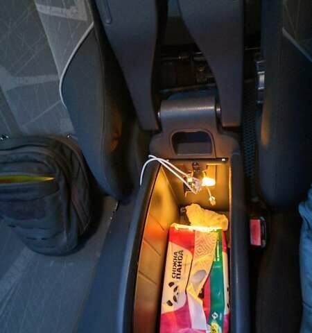 Сірий Рено Сценік, об'ємом двигуна 1.6 л та пробігом 207 тис. км за 3000 $, фото 27 на Automoto.ua