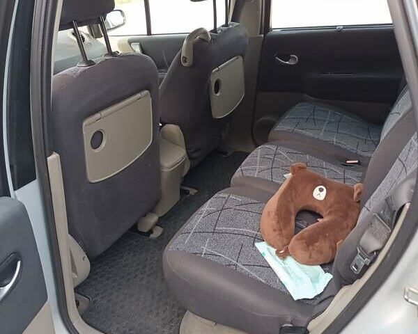 Серый Рено Сценик, объемом двигателя 1.5 л и пробегом 290 тыс. км за 4000 $, фото 4 на Automoto.ua