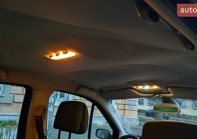 Сірий Рено Сценік, об'ємом двигуна 1.6 л та пробігом 207 тис. км за 3000 $, фото 17 на Automoto.ua