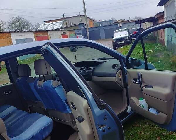 Серый Рено Сценик, объемом двигателя 2 л и пробегом 308 тыс. км за 3500 $, фото 1 на Automoto.ua