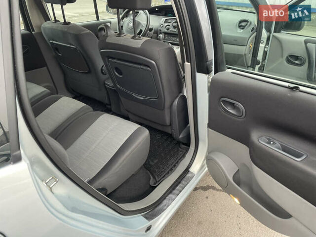 Сірий Рено Сценік, об'ємом двигуна 1.6 л та пробігом 200 тис. км за 4850 $, фото 14 на Automoto.ua