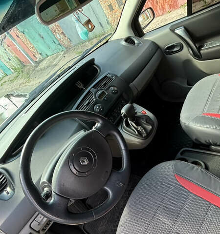 Серый Рено Сценик, объемом двигателя 1.6 л и пробегом 298 тыс. км за 4300 $, фото 3 на Automoto.ua