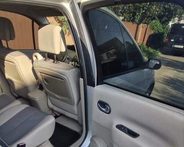 Серый Рено Сценик, объемом двигателя 1.6 л и пробегом 192 тыс. км за 4700 $, фото 19 на Automoto.ua