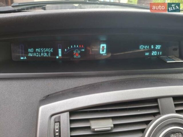 Серый Рено Сценик, объемом двигателя 1.87 л и пробегом 280 тыс. км за 5200 $, фото 12 на Automoto.ua