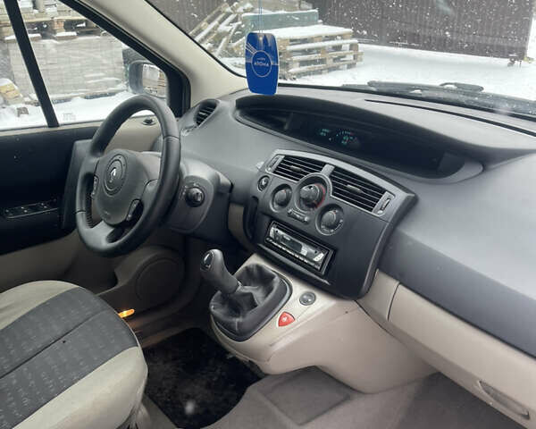 Сірий Рено Сценік, об'ємом двигуна 1.6 л та пробігом 248 тис. км за 4499 $, фото 14 на Automoto.ua