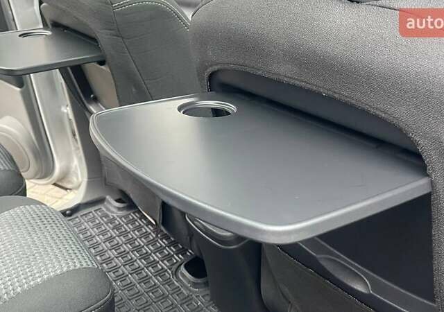 Сірий Рено Сценік, об'ємом двигуна 2 л та пробігом 95 тис. км за 4450 $, фото 63 на Automoto.ua
