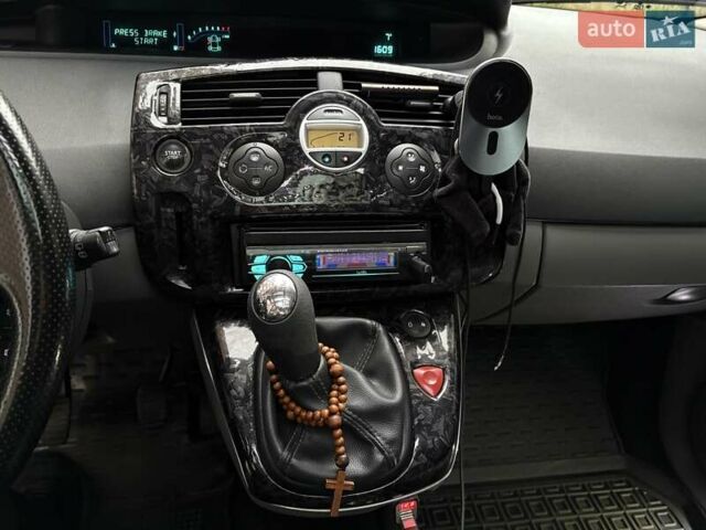 Сірий Рено Сценік, об'ємом двигуна 1.6 л та пробігом 280 тис. км за 5500 $, фото 22 на Automoto.ua