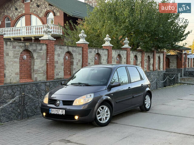 Серый Рено Сценик, объемом двигателя 1.6 л и пробегом 248 тыс. км за 4399 $, фото 4 на Automoto.ua