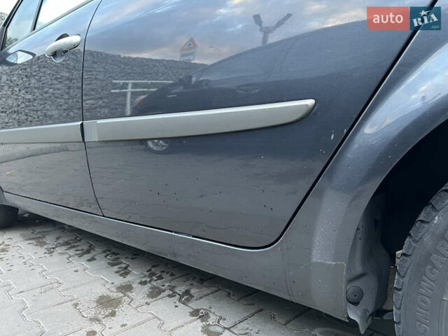 Рено Сценік 2005 у Житомирі на Automoto.ua Сірий Рено Сценік, об'ємом двигуна 1.6 л та пробігом 213 тис. км за 4900 $, фото 10 на Automoto.ua